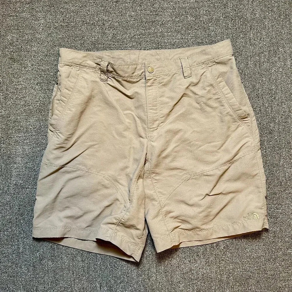 The North Face Other - The North Face Khaki Cargo Hiking Outdoor Short in Men's 40
